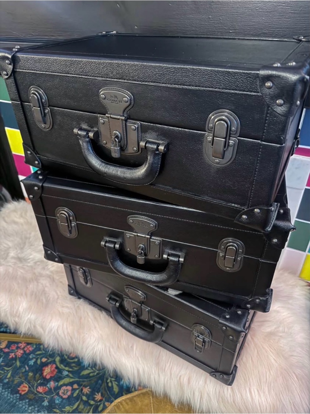 RARE Coach New York Retail Display Trunks Set of 3 Matching Cases | Props - Picture 1 of 14